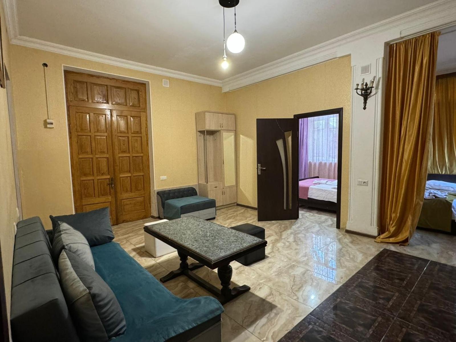 Benene'S Apartments Tbilisi Eksteriør bilde